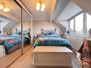 Bedroom- click for photo gallery